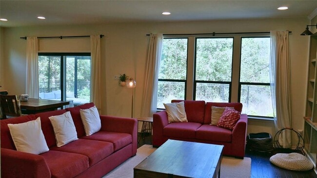 Building Photo - 1050 Kenney Fort Crossing