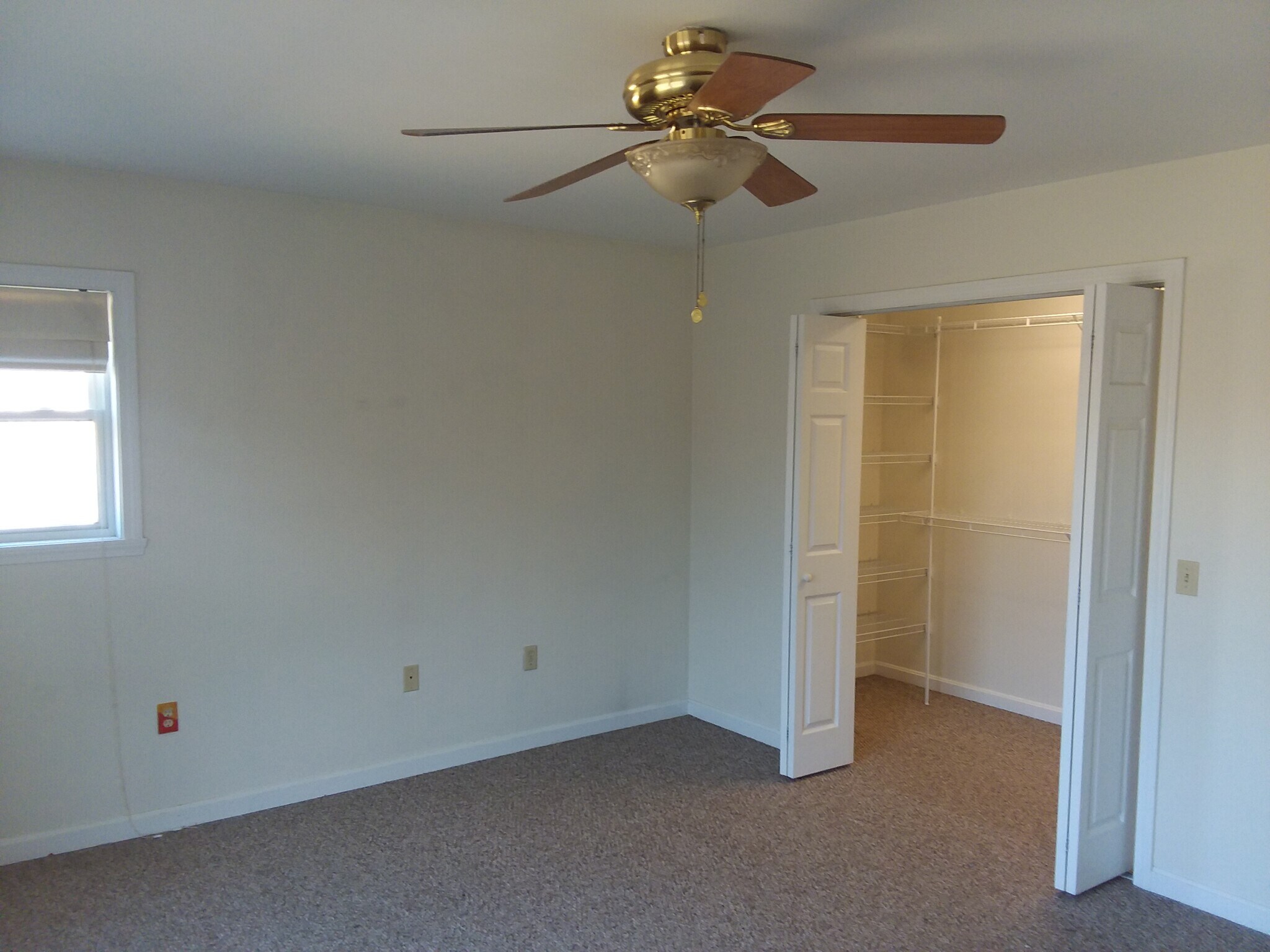 Building Photo - 70 Lamoille View Ln