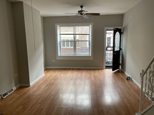 Building Photo - West Passyunk Home