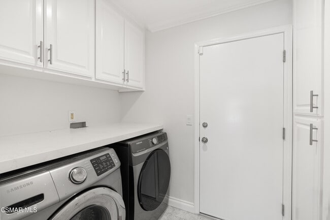 Building Photo - 5442 Alfonso Dr