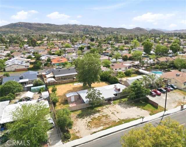 Building Photo - 40861 Whittier Ave