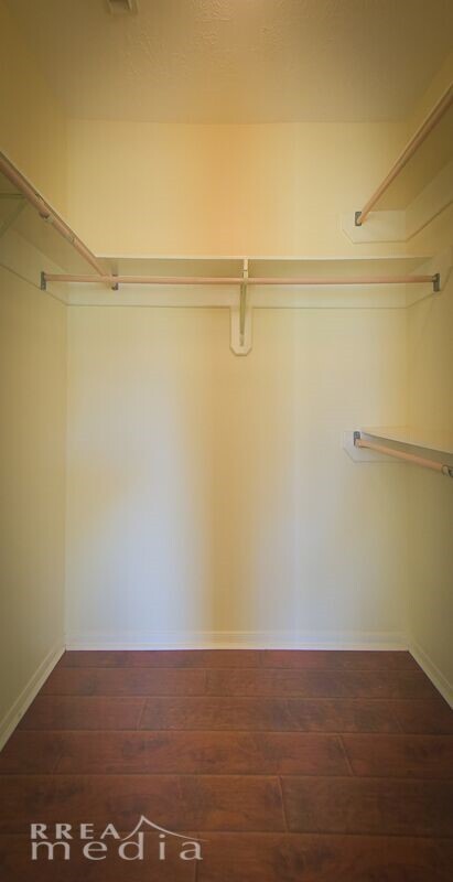 Building Photo - 19723 Glenfinch Ln