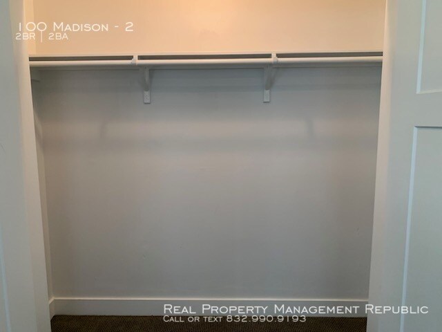 Building Photo - 100 Madison