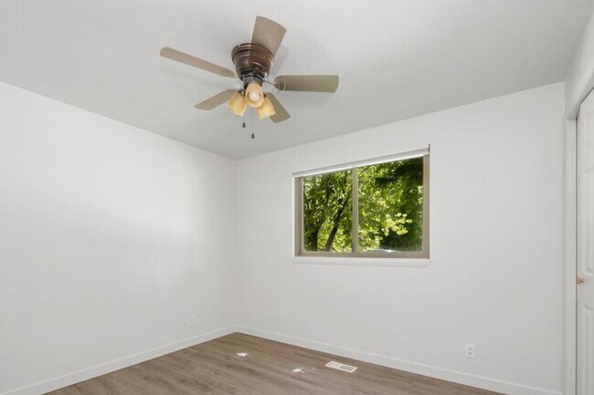 Building Photo - 3 Bedroom home in Eagle with ADU _ Pets We...