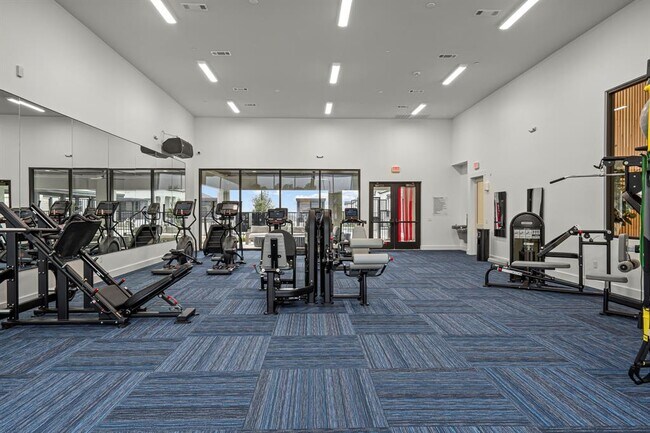 Building Photo - 1664 Hillside Terrace