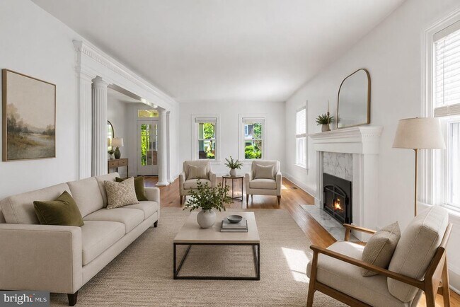 Building Photo - 4226 Ellicott St NW