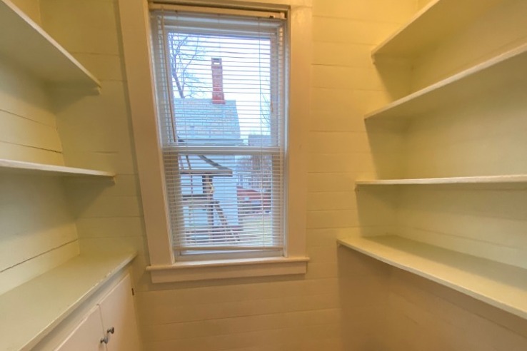 walk in pantry - 53 Middle St