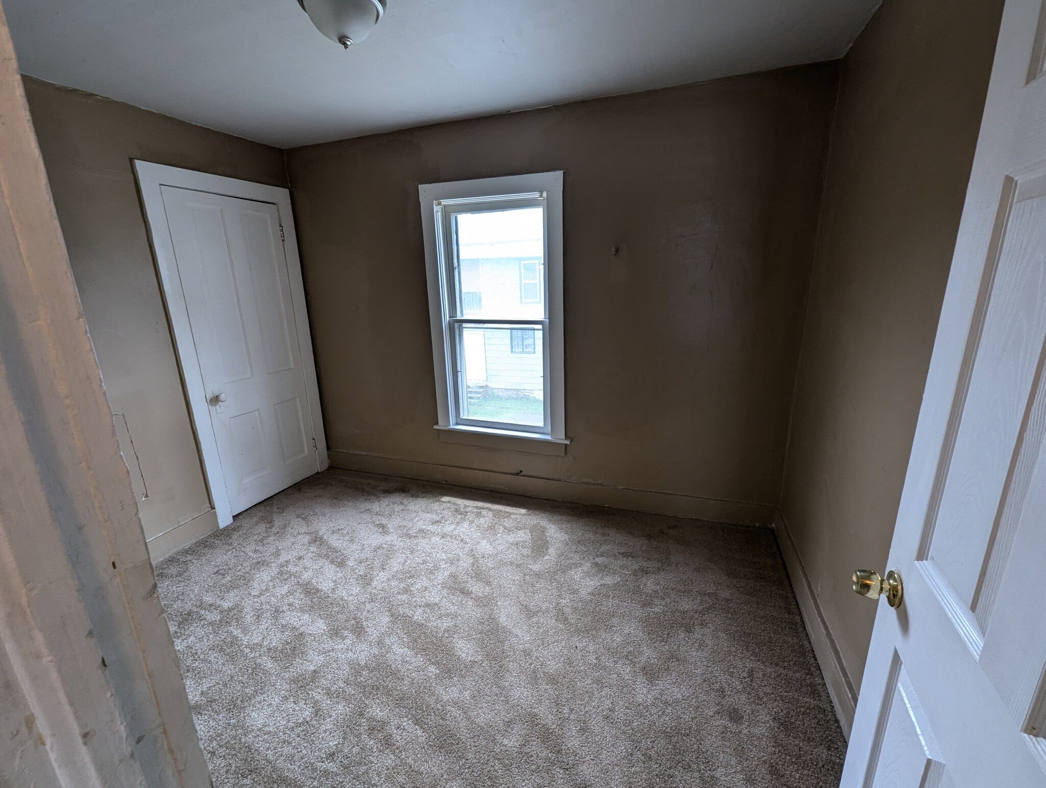 Building Photo - 22 Charlotte Ave