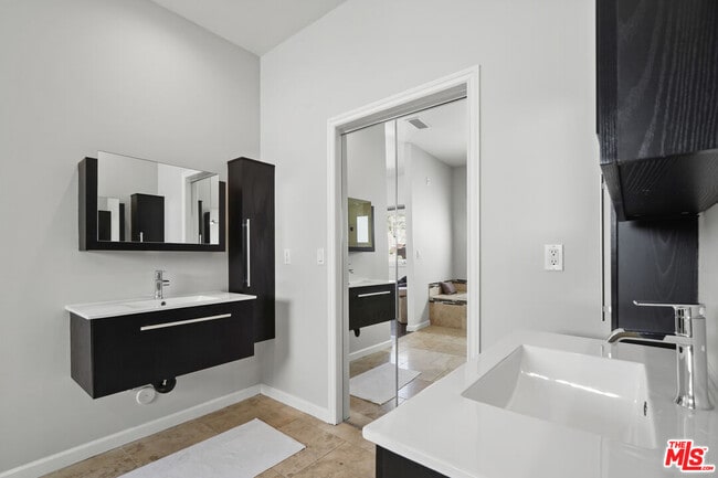 Building Photo - 9842 Portola Dr