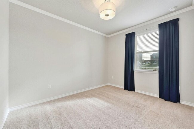 Building Photo - 5508 Mickelson Cove