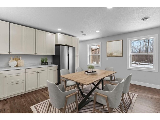 Building Photo - 1768 US-8