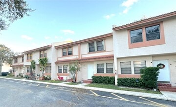Building Photo - 9120 NW 40th St