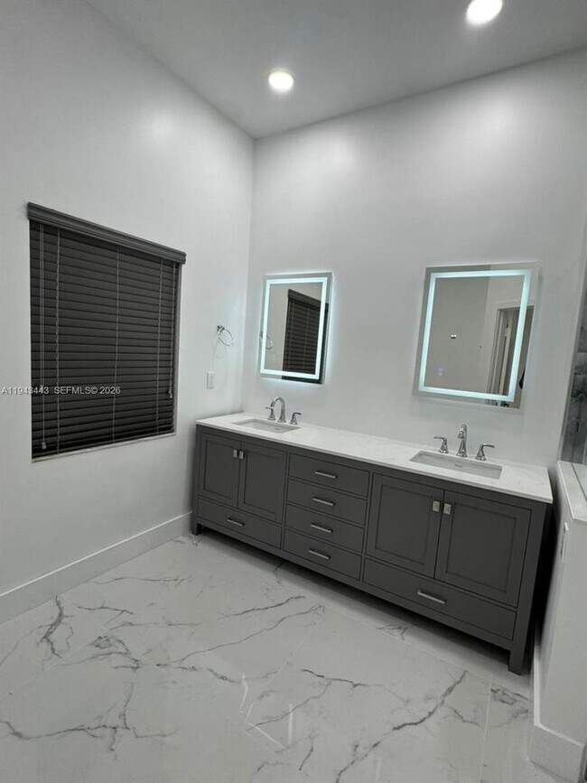 Building Photo - 10227 SW 55th Lane, Cooper City, FL 33328