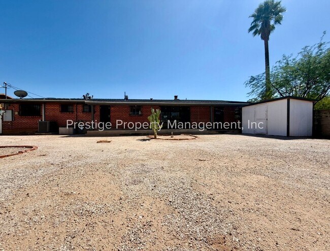 Building Photo - 3407 East 5th Street