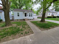 Building Photo - 1217 N Linden St