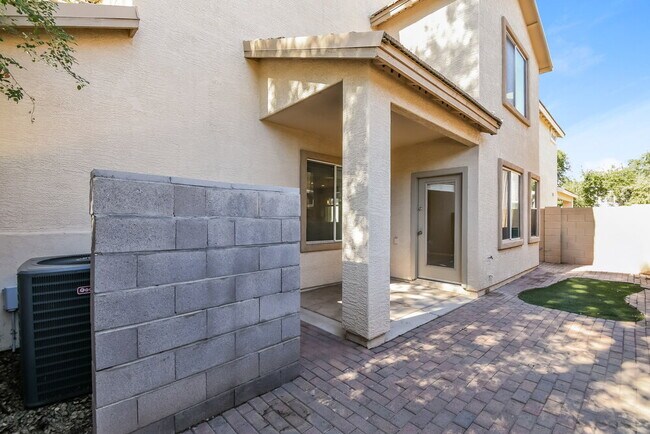 Building Photo - 1469 S Hawk Ln