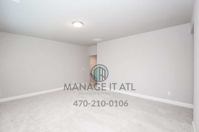 Building Photo - Brand New 4 Bedroom House in Suwanee close to HWY 85