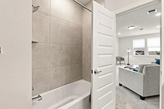 Building Photo - 9608 Hamadryas Dr