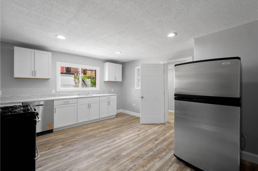 Building Photo - 3212 Juliet St