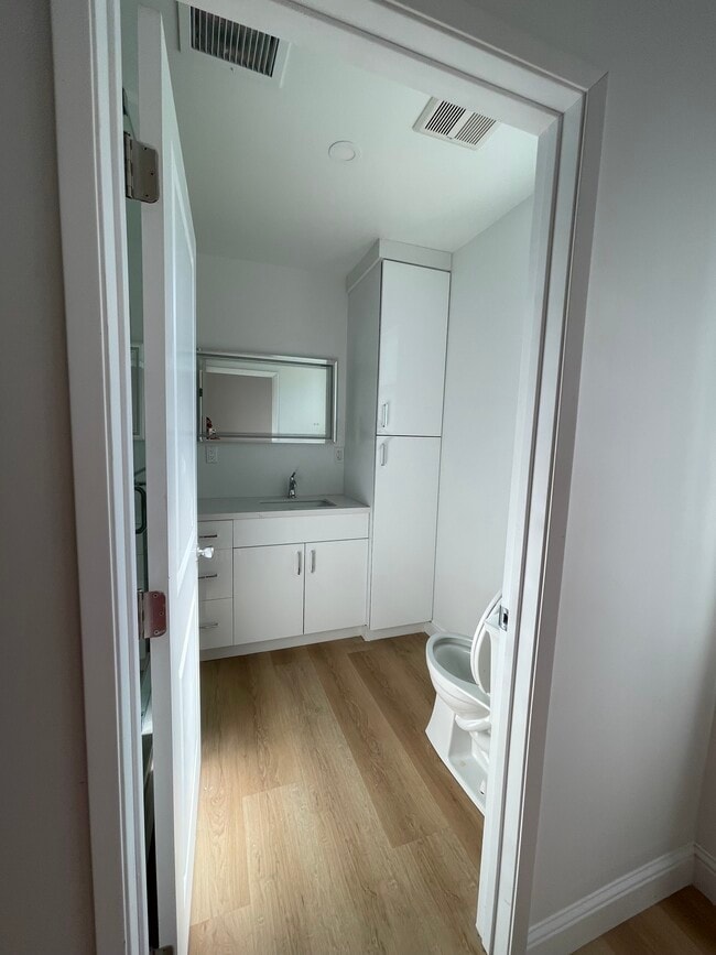 Building Photo - 7721 Chimineas Ave