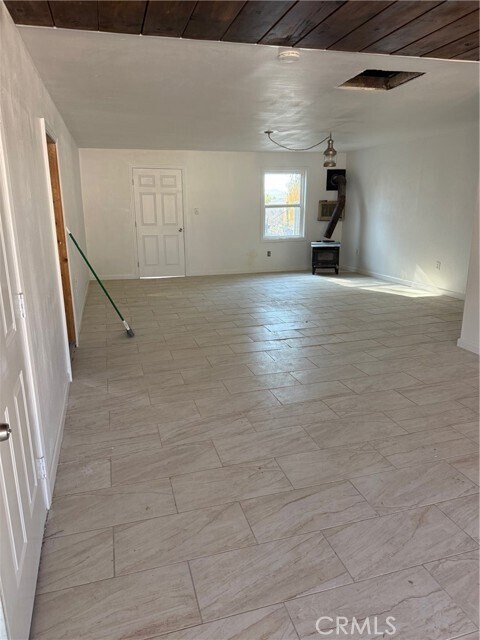 Building Photo - 16100 Navajo Rd