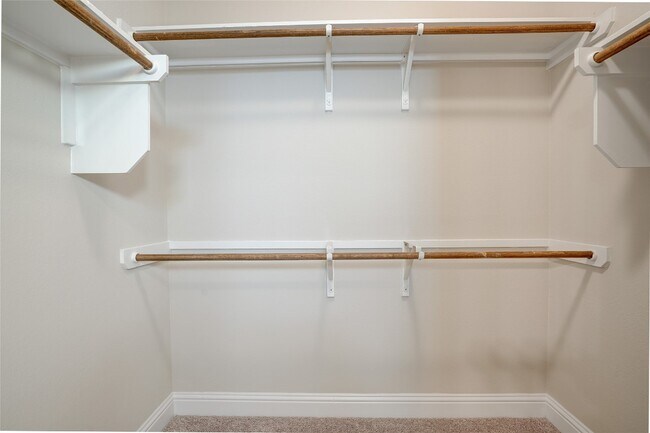 Building Photo - 135 Living Reef Dr