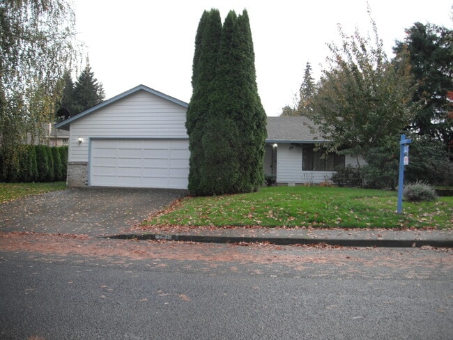 Building Photo - Charming Single-Level Home in Desirable Felida – 4 Bed, 2 Bath