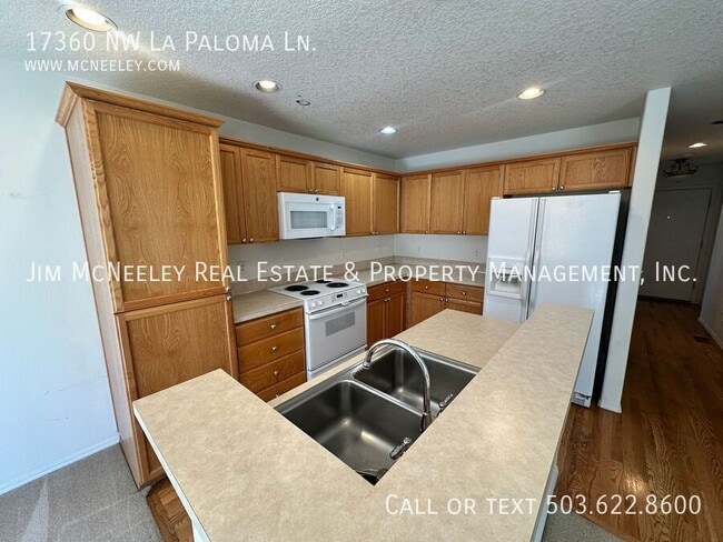 Building Photo - 17360 NW La Paloma Ln