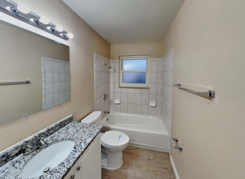 Building Photo - 9170 Lander St