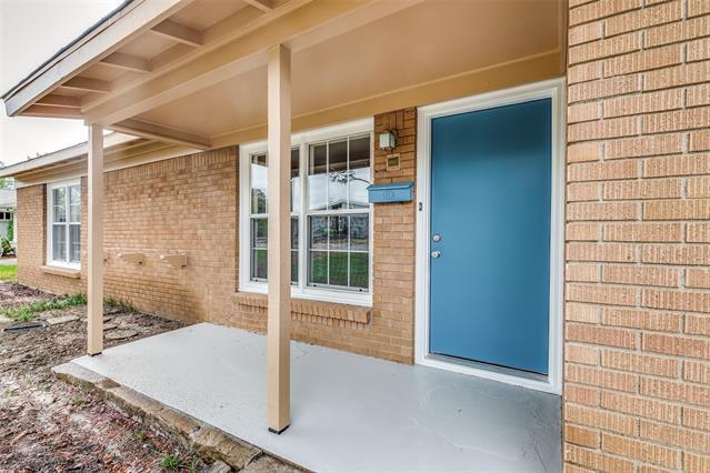 Building Photo - 1230 Bellaire Dr