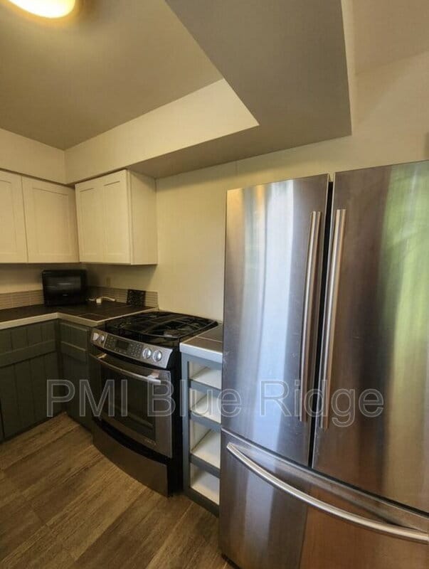 Building Photo - 25 Leisure Mountain Rd