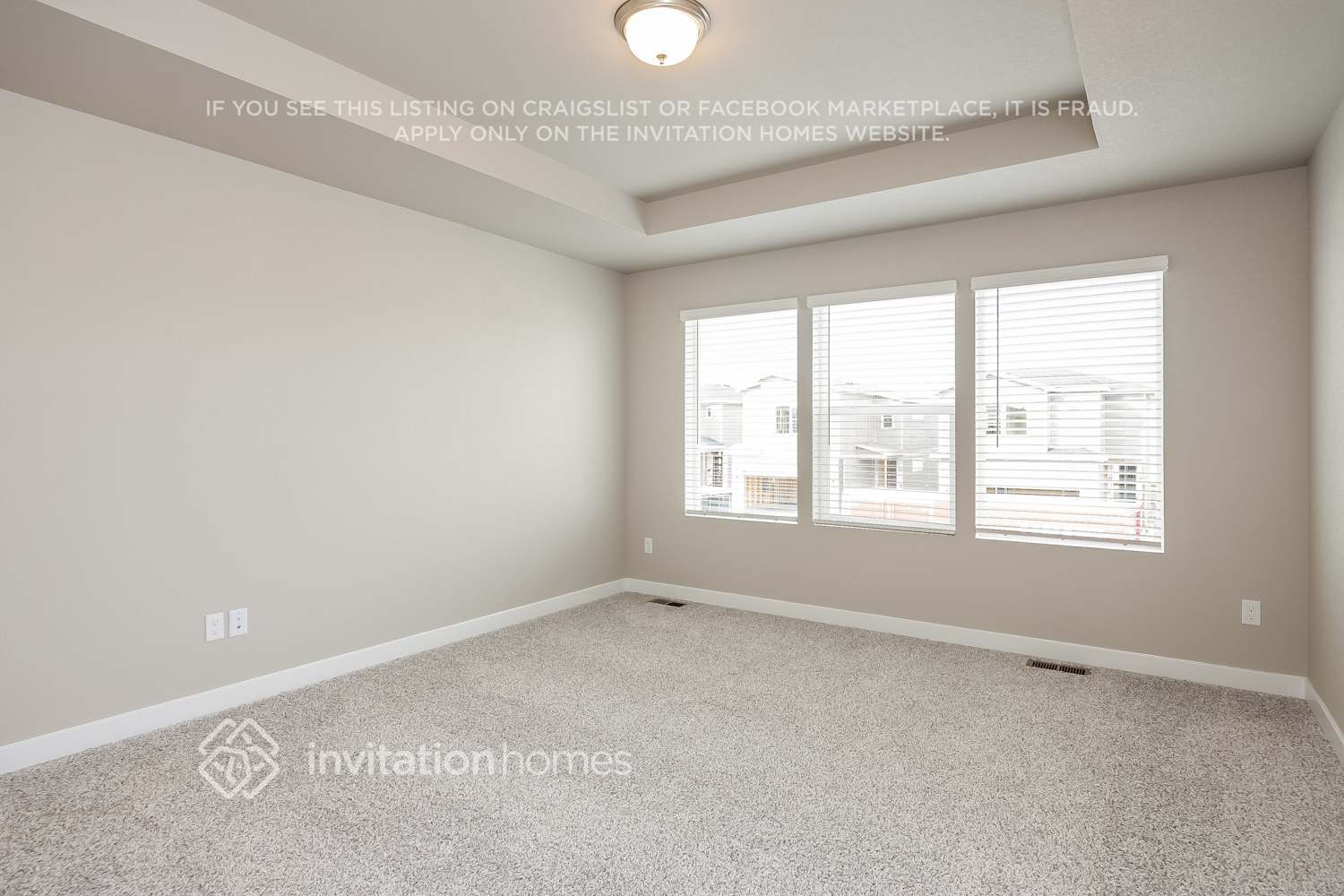 Building Photo - 13593 Arriba Dr