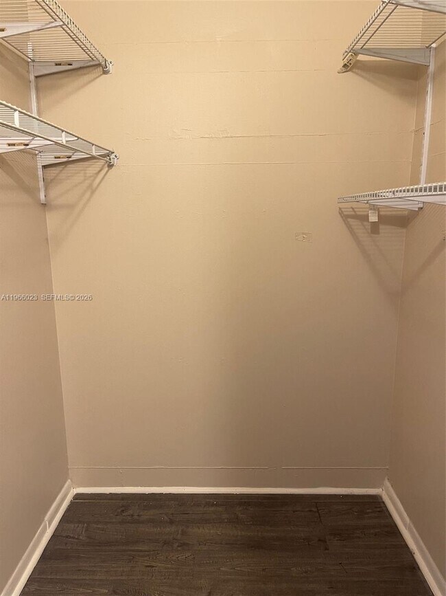 Building Photo - 4700 Washington St