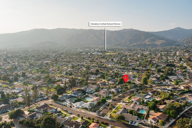 Building Photo - Spacious 4BR 2BA Home in Prime Glendora