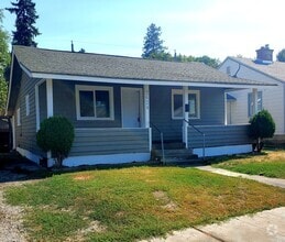 Building Photo - 3 Bed 1 Bath Home!!!