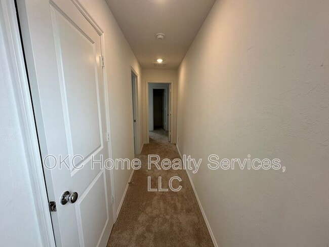 Building Photo - 3313 NW 148th St