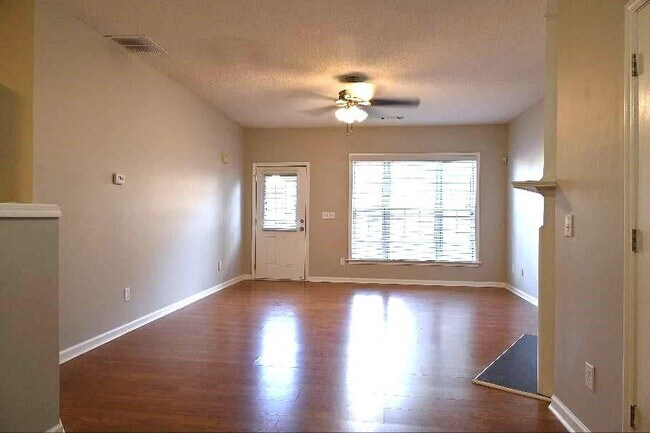 Building Photo - 3485 Oxwell Dr NW