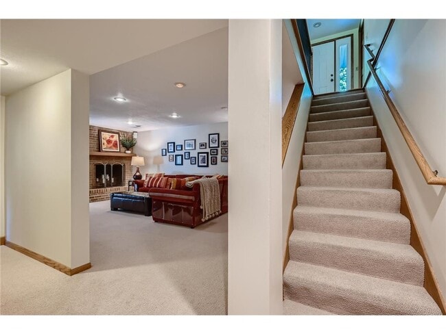 Building Photo - 3200 Frear Dr