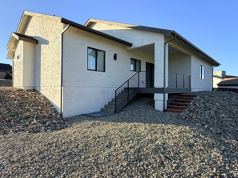 Building Photo - 4835 N Wagon Way
