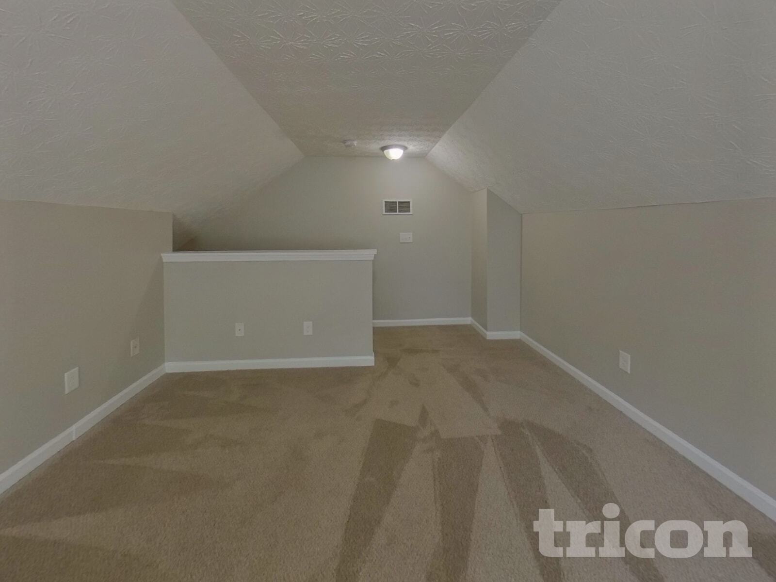 Building Photo - 170 Oak Hill Dr