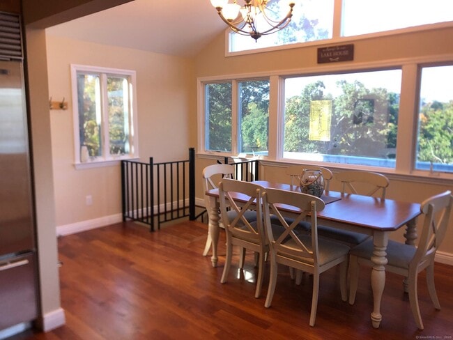 Building Photo - 47 S Lake Shore Dr