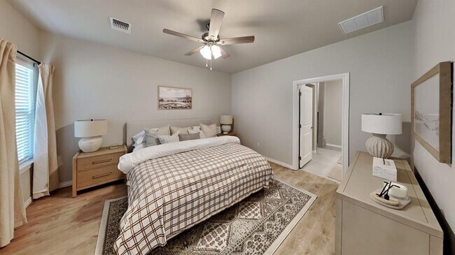 Building Photo - LUXURY 3 bedroom 2 bathroom cottage in 55+ community in Warr Acres, OK (LEASING SPECIAL)