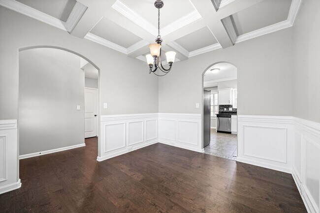 Building Photo - 739 Gaine Lynn Dr