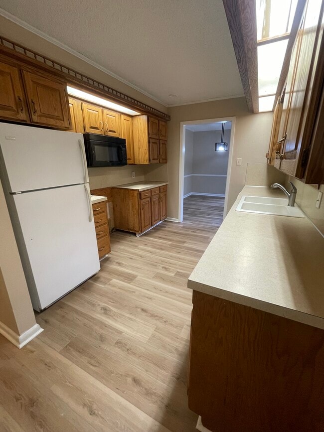 Building Photo - 169 San Carlos Cove