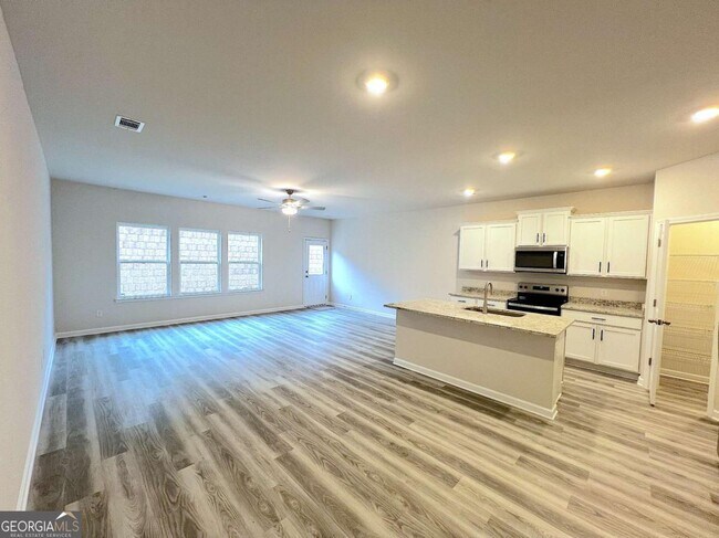 Building Photo - 4113 Oakwood Ter Ct