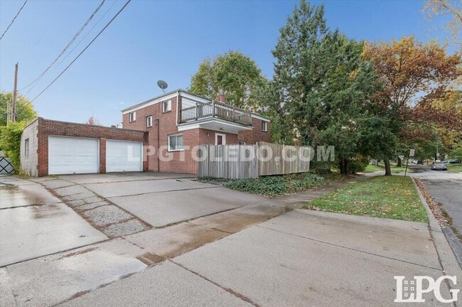 Building Photo - 4424 Westway St