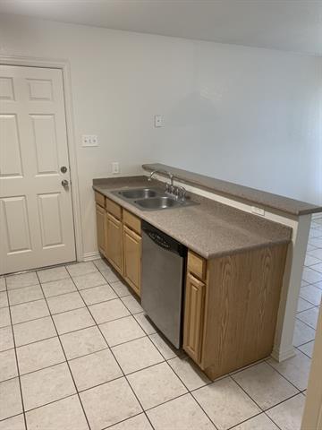 Building Photo - 393 Gavins Way