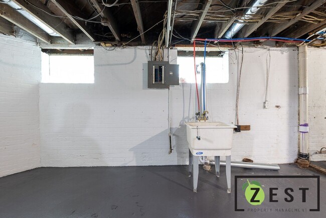 Building Photo - 3496 Courville St