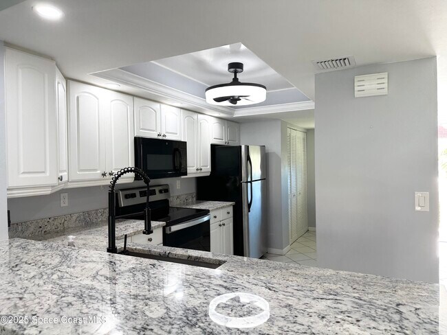 Building Photo - 840 N Atlantic Ave