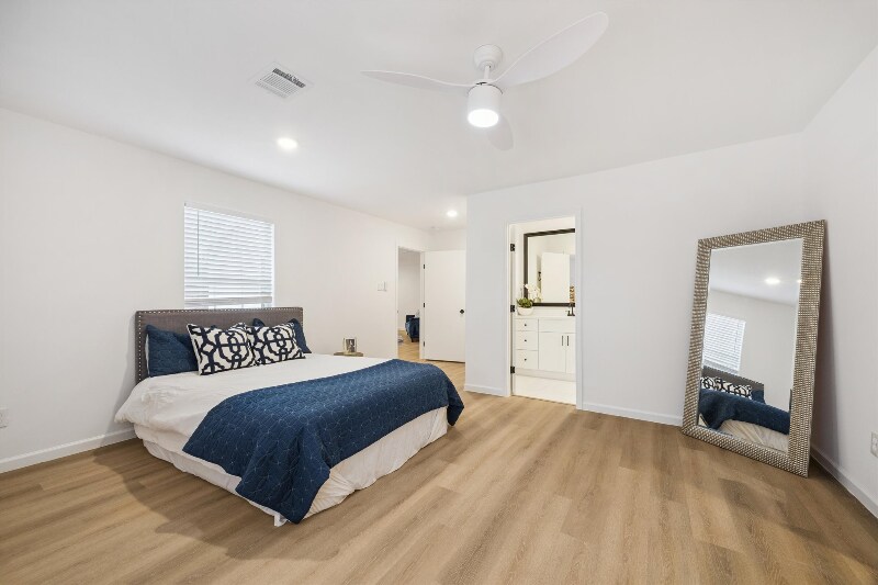 Building Photo - 9206 St Lo Rd